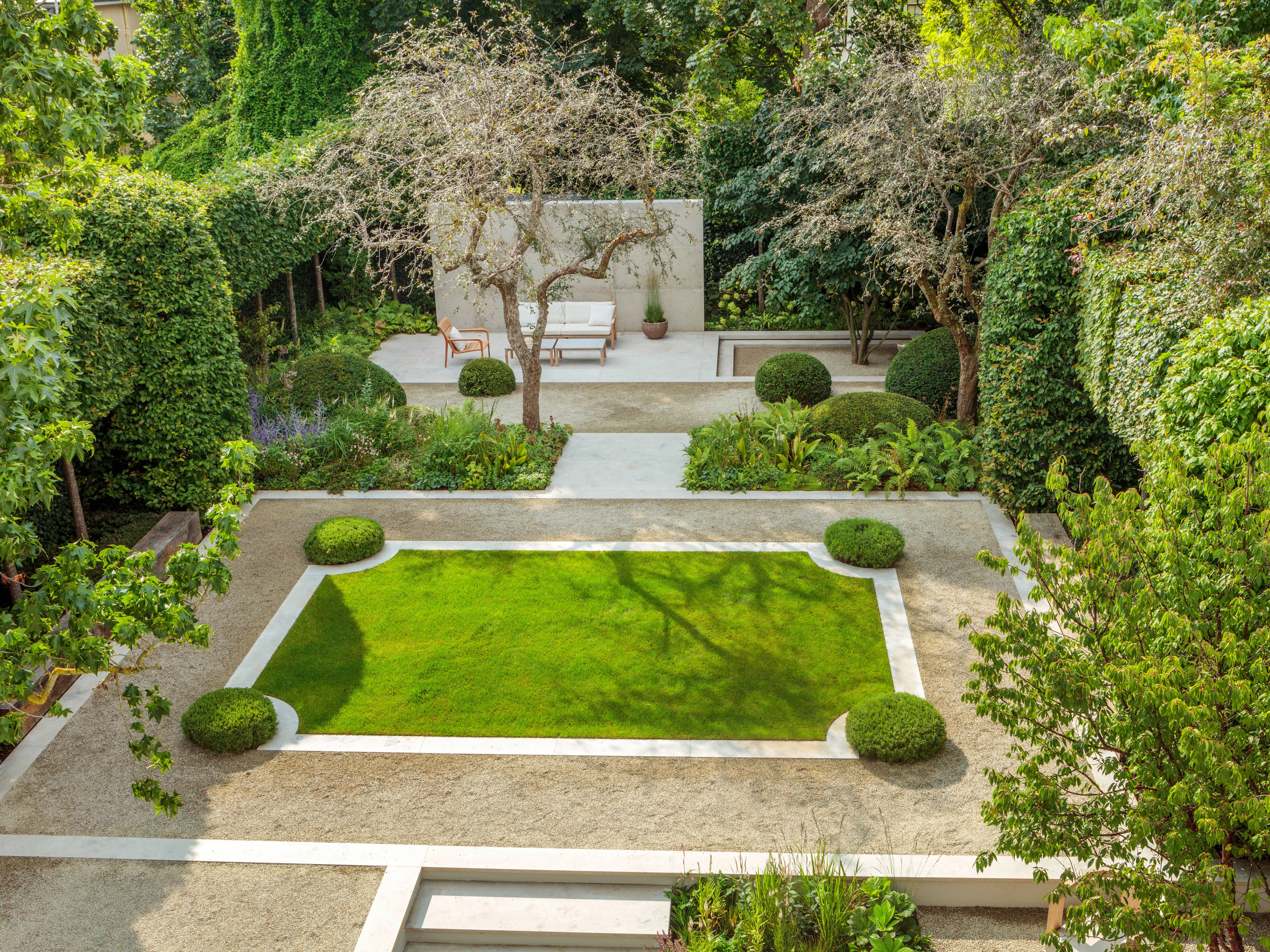 Contemporary Minimalist Garden